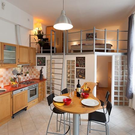 Feel At Home Apartment Budapest Exterior foto